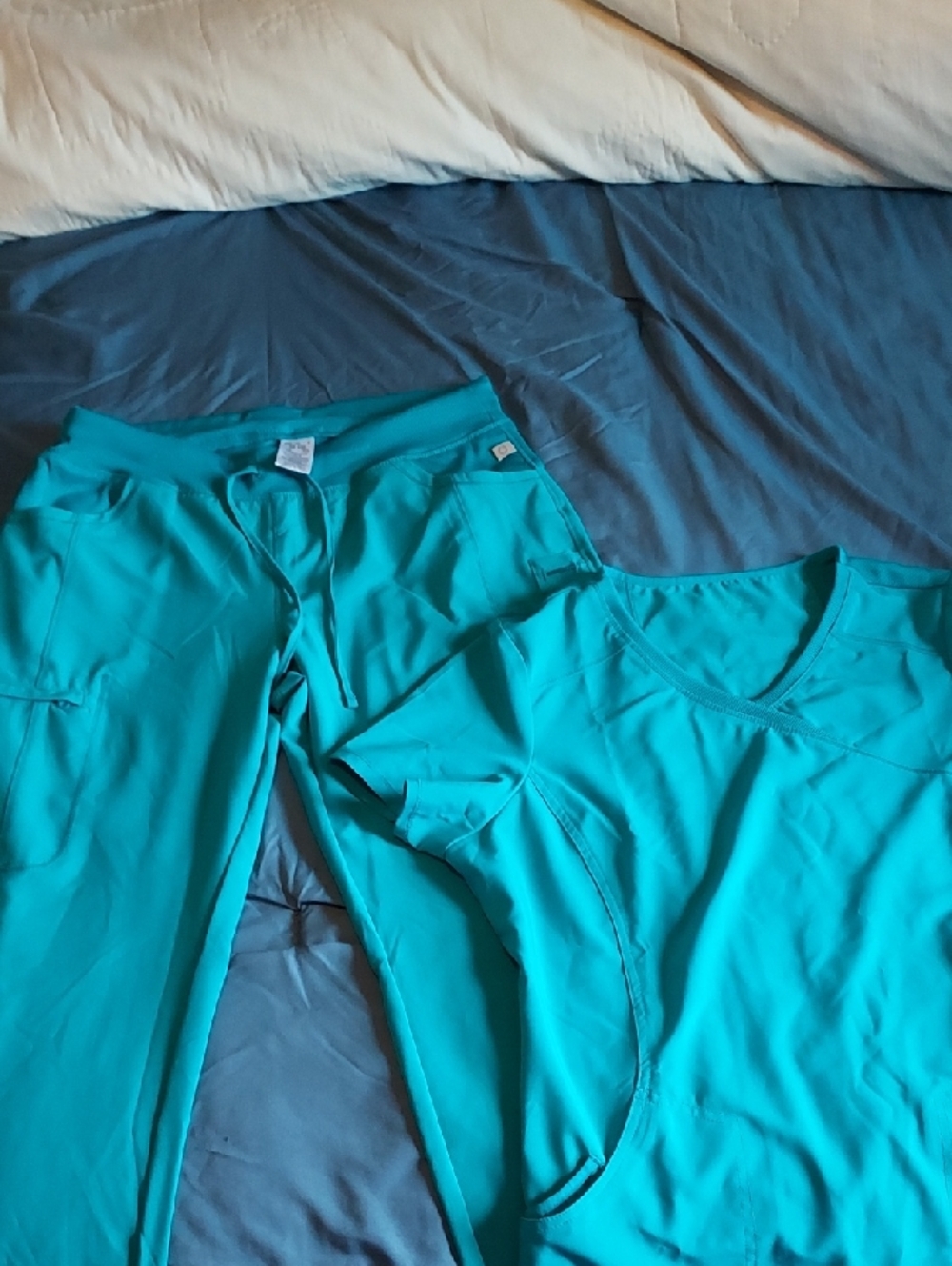 Women Other Teal Scrub Set - Brand Unknown